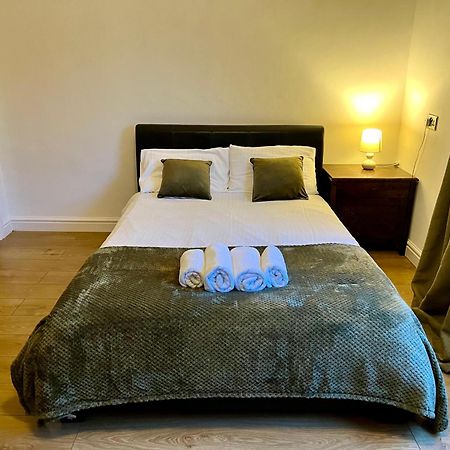 Housefield Stay, Room 4 Stoke-on-Trent المظهر الخارجي الصورة