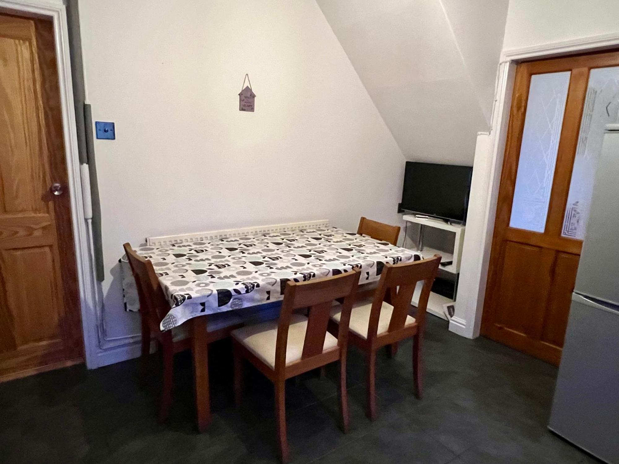 Housefield Stay, Room 4 Stoke-on-Trent المظهر الخارجي الصورة